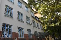 A város egyik legszebb s egyben legmodernebb iskolája lett a Szegő Gábor iskola